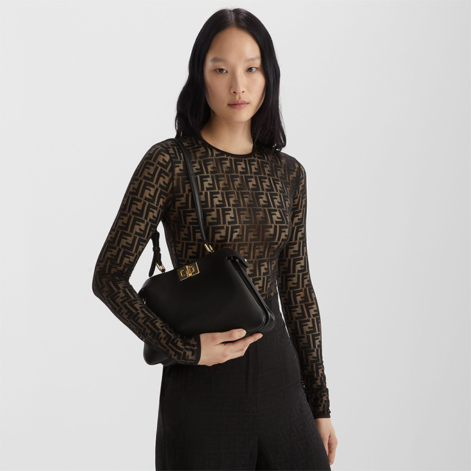 fendi peekaboo i see u small leather shoulder bag